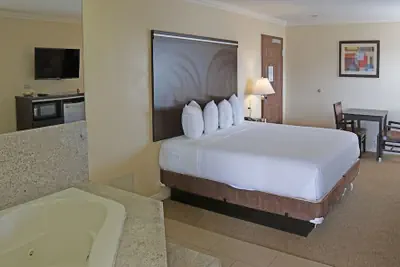 Photo 5 - Ocean Surf Inn & Suites