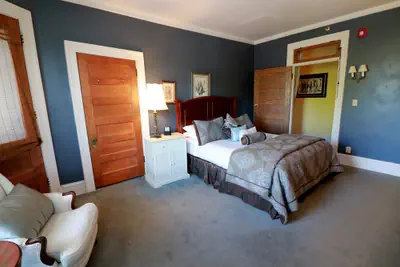 Photo 5 - Inn at 835 Boutique Hotel