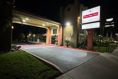 Photo 2 - Five Star Inn West Covina