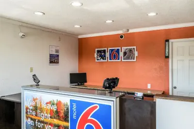 Photo 4 - Motel 6 Florence, KY - Cincinnati Airport