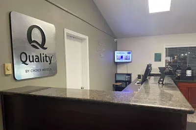 Photo 4 - Quality Inn Ontario