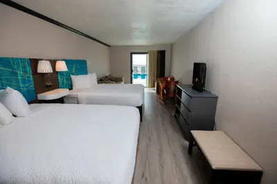 Photo 5 - Garden City Inn