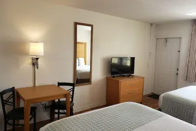Photo 4 - Studio 1 Motel