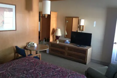 Photo 5 - Jamestown Motel