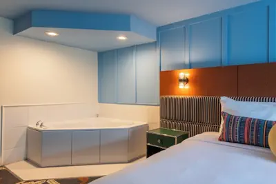 Photo 5 - Driftaway Hotel and Pool