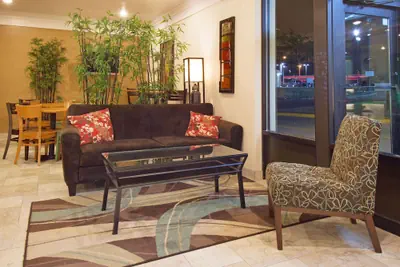 Photo 2 - AmericInn by Wyndham Johnston Des Moines
