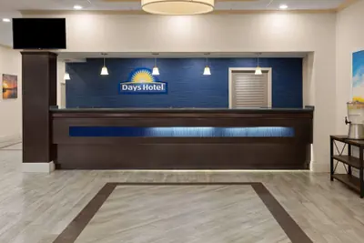 Photo 3 - Days Hotel by Wyndham Toms River Jersey Shore