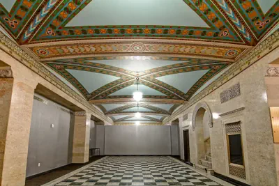 Photo 3 - Hampton Inn & Suites Cincinnati-Downtown