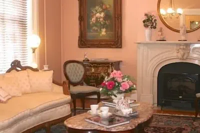 Photo 2 - The Swope Manor Bed & Breakfast