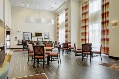 Photo 5 - Hampton Inn Poplar Bluff