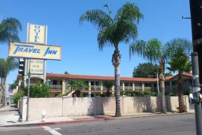 Photo 3 - Santa Ana Travel Inn