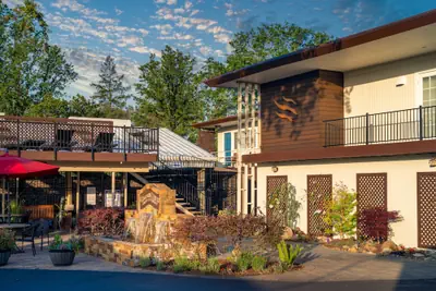 Photo 2 - Golden Haven Hot Springs