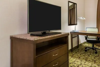 Photo 5 - Hilton Garden Inn Wayne
