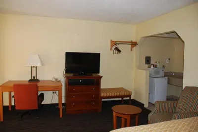 Photo 5 - Chief Motel