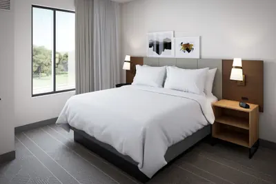 Photo 4 - Staybridge Suites Dallas Market Ctr Love Field by IHG