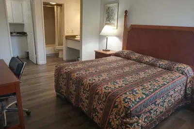 Photo 5 - Solano Inn Vallejo Napa Valley / Six Flags