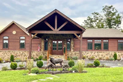 Photo 2 - The Dogwood Inn