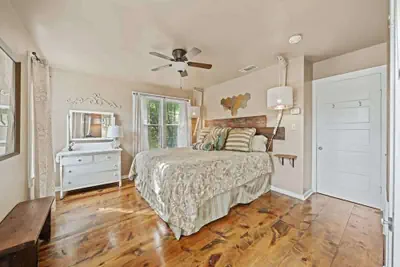 Photo 3 - Suite Elliana W/hot Tub & Outdoor Fireplace!
