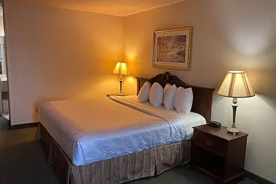 Photo 5 - The Jeffreys Hotel Extended Stay