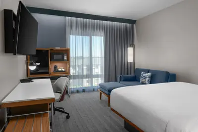 Photo 3 - Courtyard by Marriott Modesto North