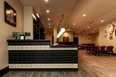Photo 3 - The Rubenstein Hotel