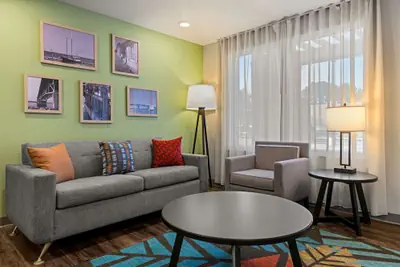 Photo 5 - Woodspring Suites Yorktown Newport News