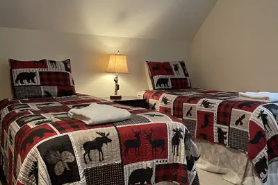 Photo 5 - Deerfield Valley Inn
