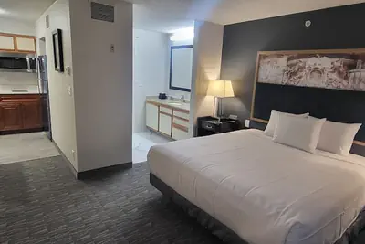 Photo 5 - Philadelphia Suites-Extended Stay