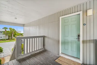 Photo 2 - Beachwood Villas by Panhandle Getaways