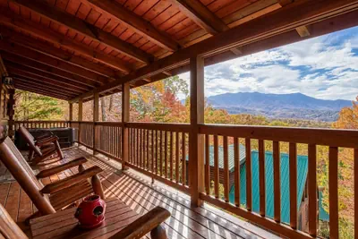 Photo 2 - Enchanted View Lodge 3 Bedroom Cabin by RedAwning