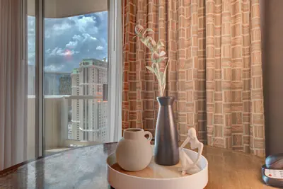 Photo 4 - Studio 25 HIGH FLR MGM Signature Balcony