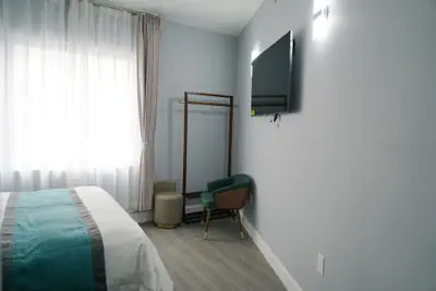 Photo 5 - Starlight Hotel