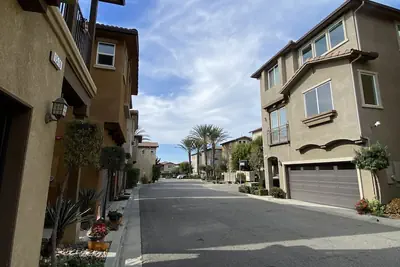 Photo 2 - Olive Glen