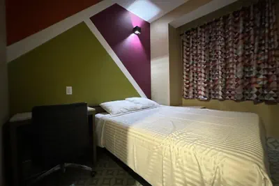 Photo 5 - Moon Hotel Brooklyn
