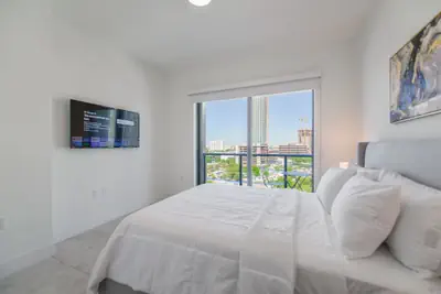Photo 4 - High-End Brickell Condos