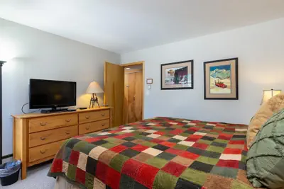 Photo 4 - 1076 Wild Irishman 2 Bedroom Condo by RedAwning