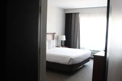 Photo 5 - Independence Stay Hotel & Suites