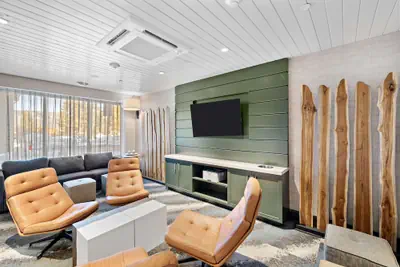Photo 3 - Hampton Inn Big Bear Lake