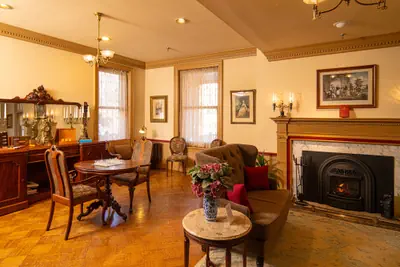 Photo 4 - The Lafayette Inn