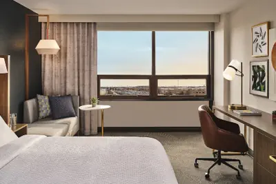 Photo 5 - Holiday Inn Nashville Airport by IHG