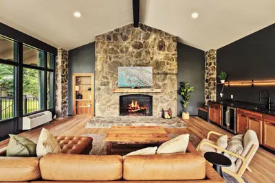 Photo 2 - Tremont Lodge & Resort