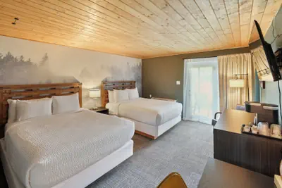 Photo 4 - Tremont Lodge & Resort