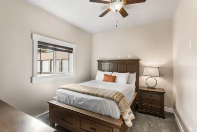 Photo 5 - The Yellowstone Hideaway Unit C