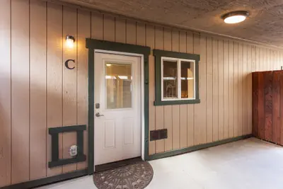 Photo 2 - The Yellowstone Hideaway Unit C