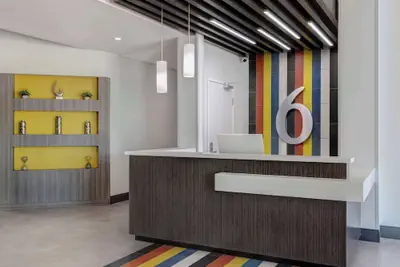 Photo 3 - Motel 6 Dallas, TX - Methodist Charlton Medical Ctr.