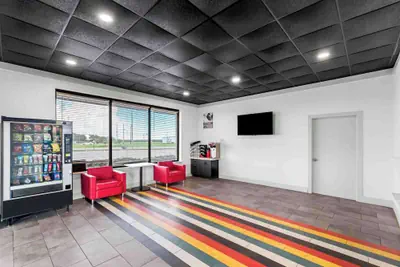 Photo 3 - Studio 6 Port Lavaca, TX