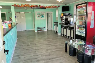Photo 3 - Ocean Crest Motel