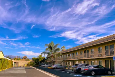 Photo 2 - New Star Inn. El Monte, CA - Los Angeles