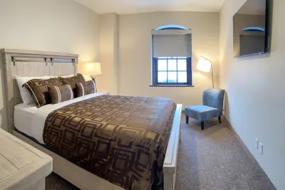 Photo 4 - The Alonzo Ward Hotel