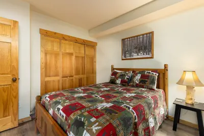 Photo 5 - 2656 Tenderfoot Lodge 2 Bedroom Condo by RedAwning